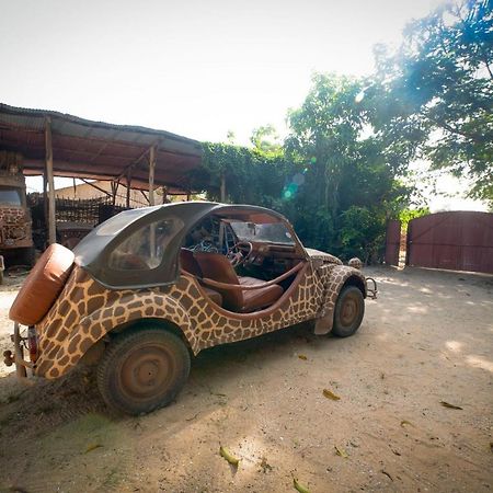 La Case Girafe Bed and Breakfast Boukot Ouolof Εξωτερικό φωτογραφία